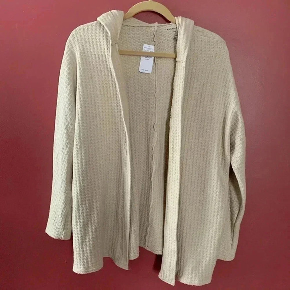 American Eagle Cardigan NWT - Picture 1 of 5